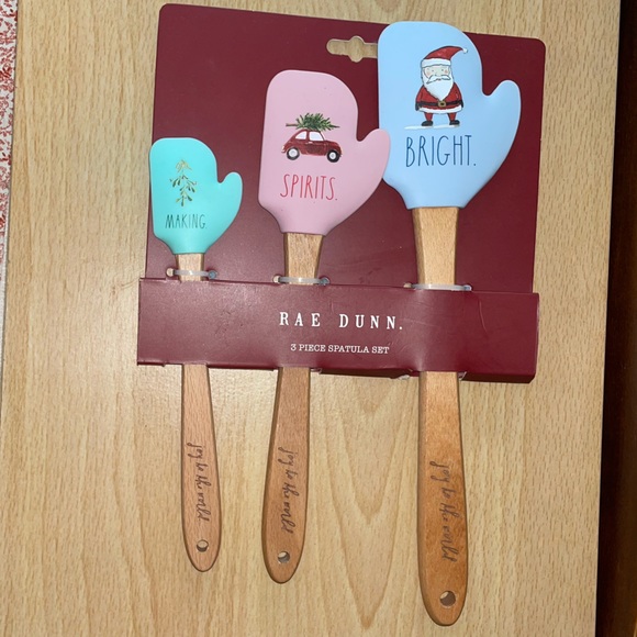 Rae Dunn MAKING SPIRITS BRIGHT Spatula Set - Picture 1 of 9